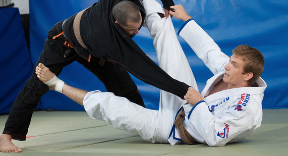 Keenan-Cornelius-spider-guard-trimmed
